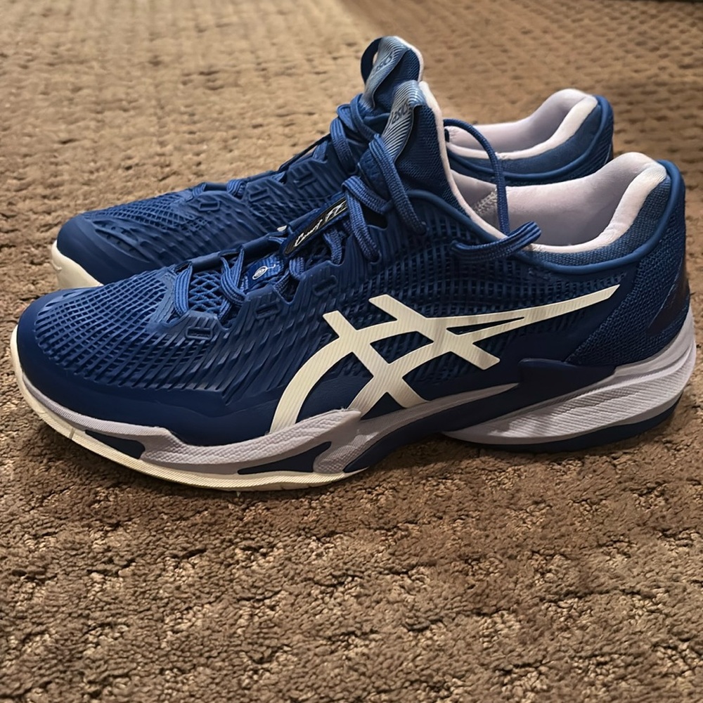 Asics Men Court Shoes